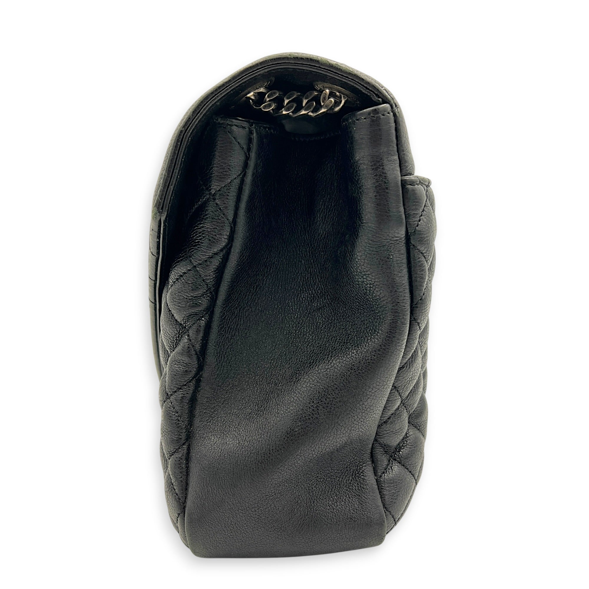 College Shoulder Bag Black in Calfskin, Ruthenium hardware