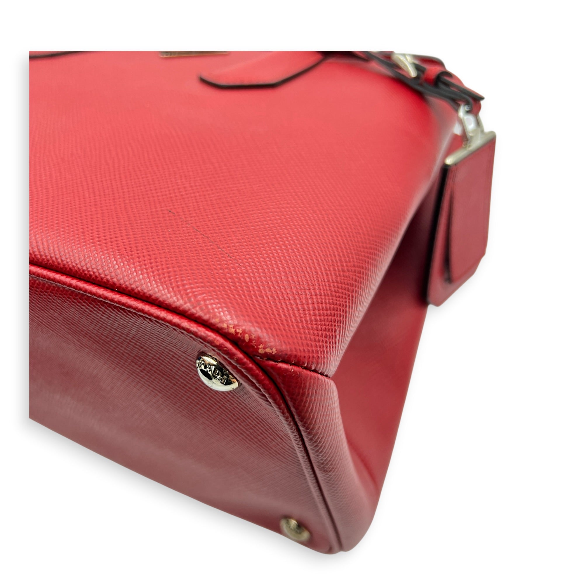2 way Turnlock Red Top Handle Bag in Saffiano Leather, Silver hardware