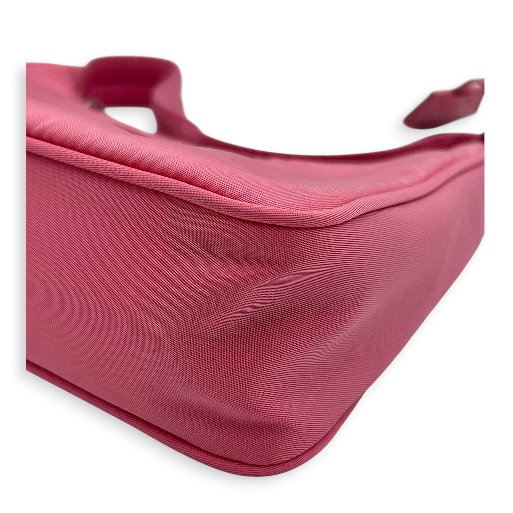 Re-Edition 2000 Shoulder Bag Pink in Canvas, Silver hardware