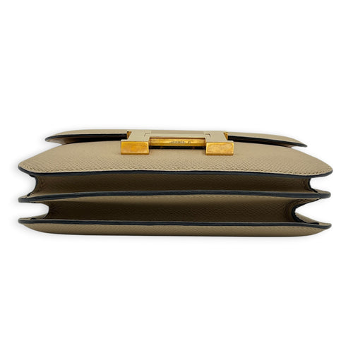 Constance 18 Trench Shoulder Bag in Epsom, Gold hardware