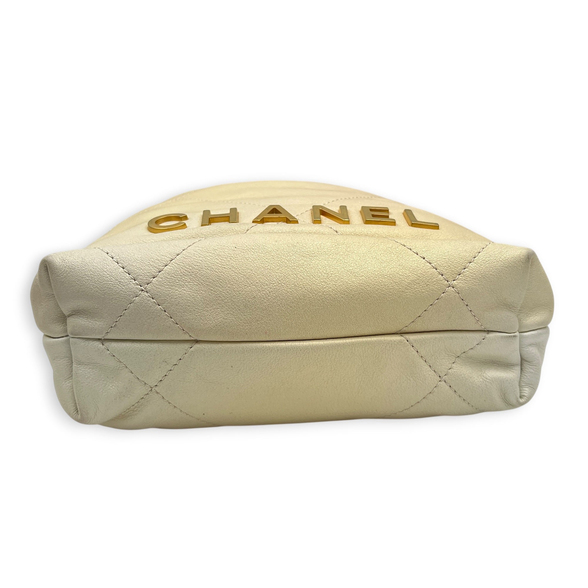 22 Tote Light Gold Shoulder Bag in Calfskin, Palladium hardware