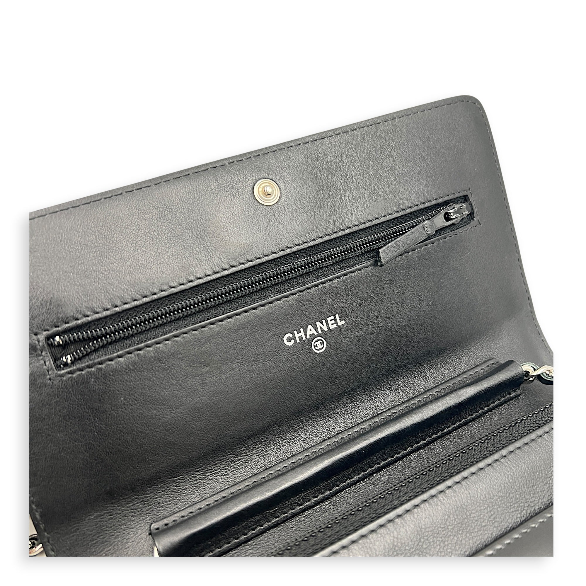 Boy Wallet On Chain Black (recoloured) in Calfskin, Silver hardware