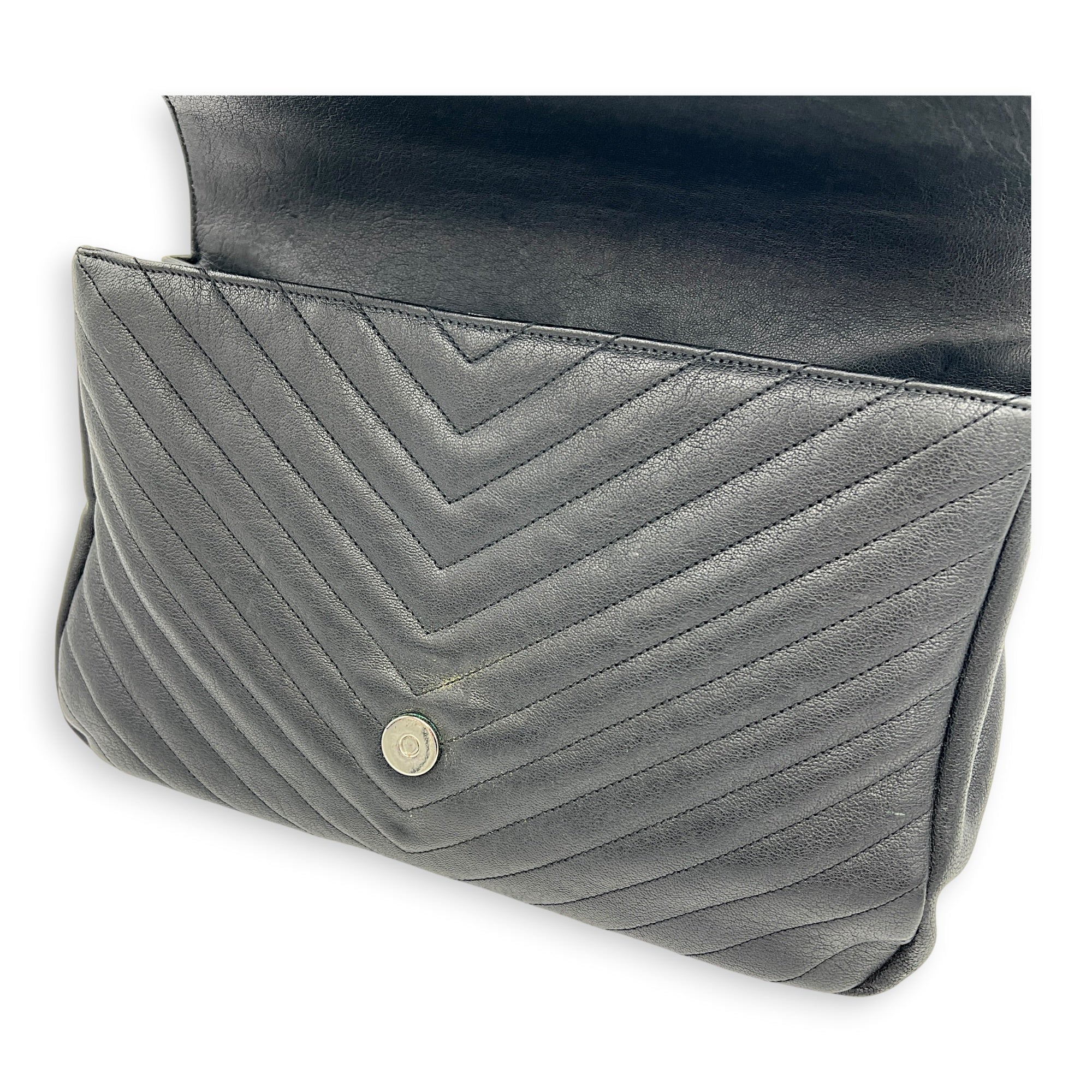 College Large Black Shoulder Bag in Calfskin, Silver hardware