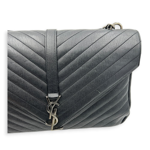 College Large Black Shoulder Bag in Calfskin, Silver hardware