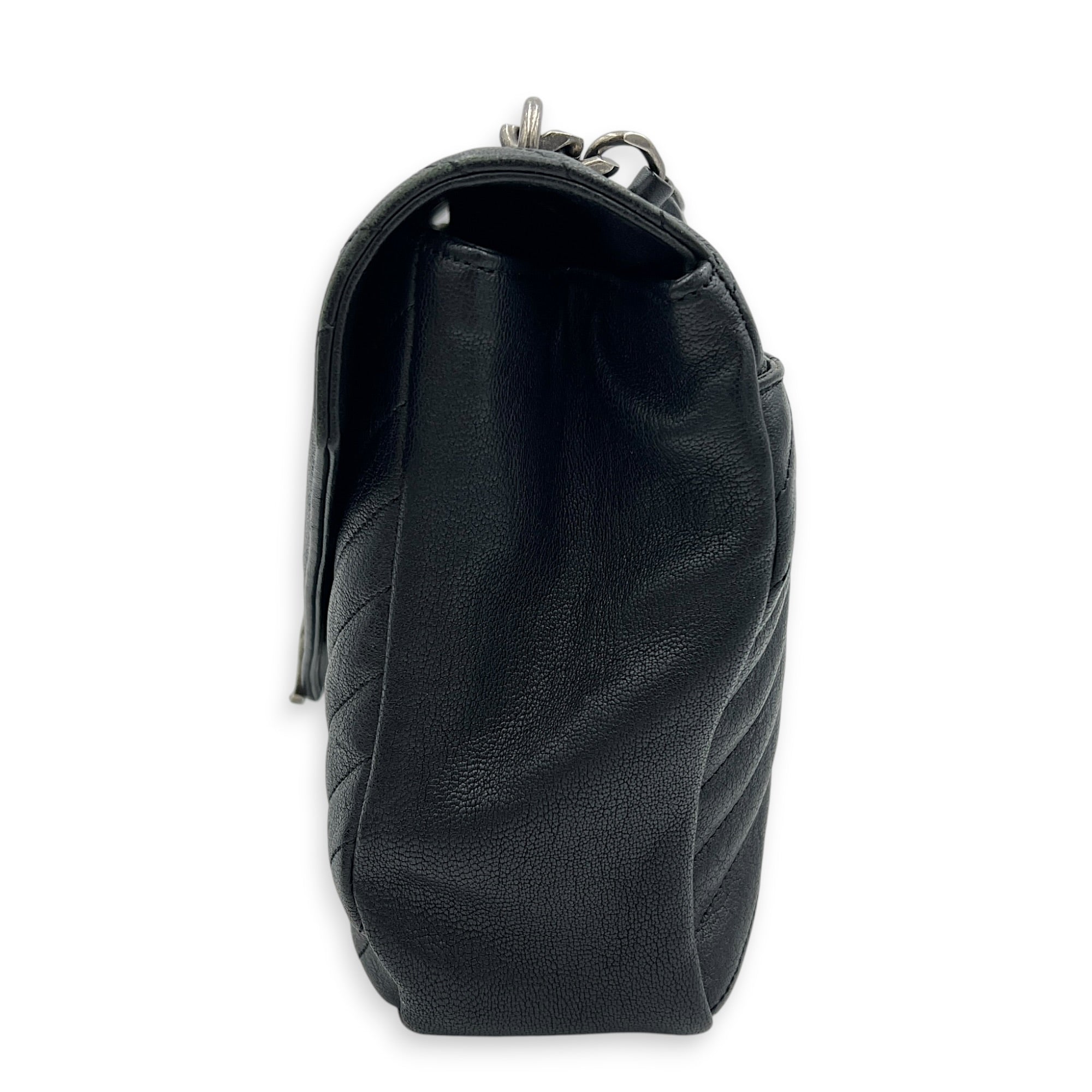 College Large Black Shoulder Bag in Calfskin, Silver hardware