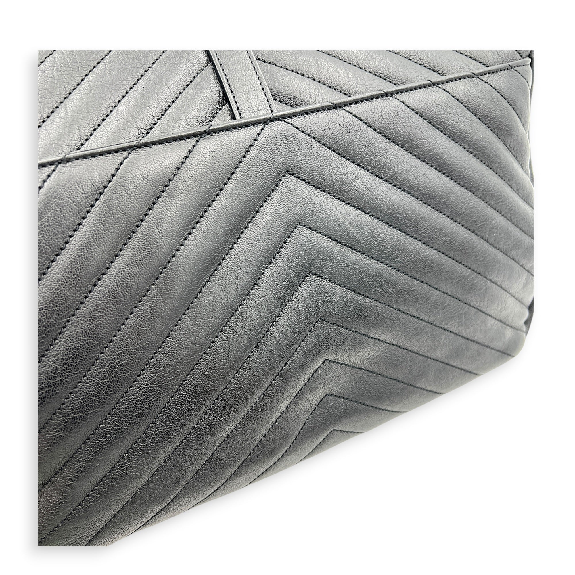 College Large Black Shoulder Bag in Calfskin, Silver hardware