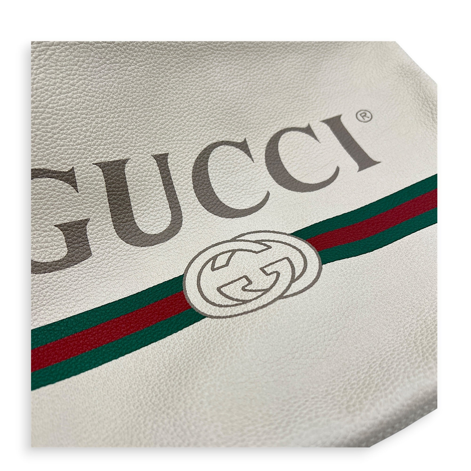 Logo Pouch White in Calfskin, Gold hardware