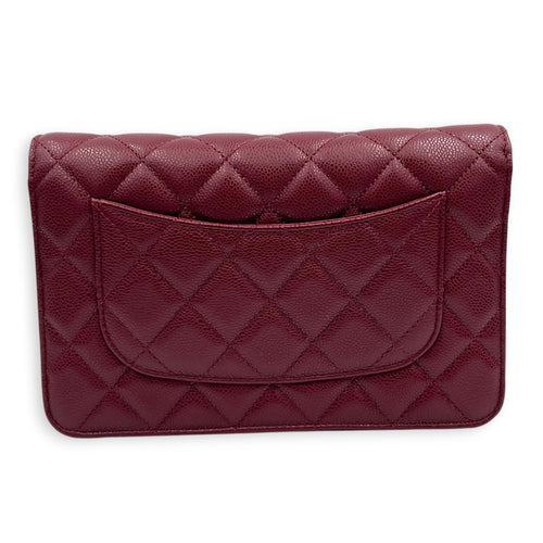 CC Red Wallet On Chain in Caviar Leather, Gold hardware