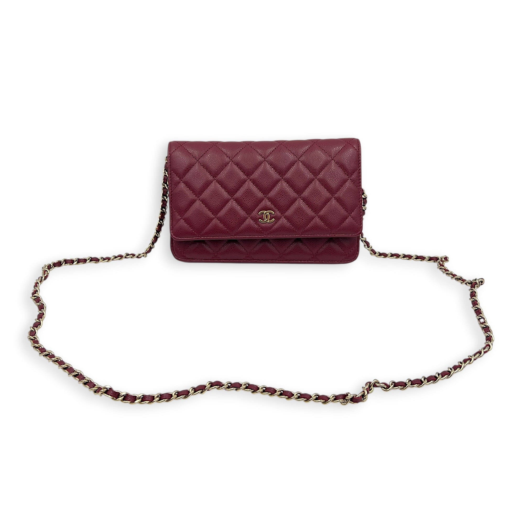 CC Red Wallet On Chain in Caviar Leather, Gold hardware