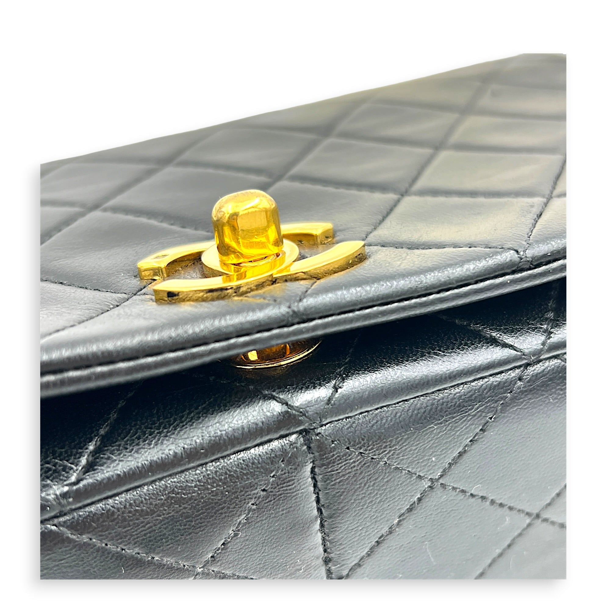 CC Vintage Black (retouched) Crossbody Bag in Lambskin, Gold hardware