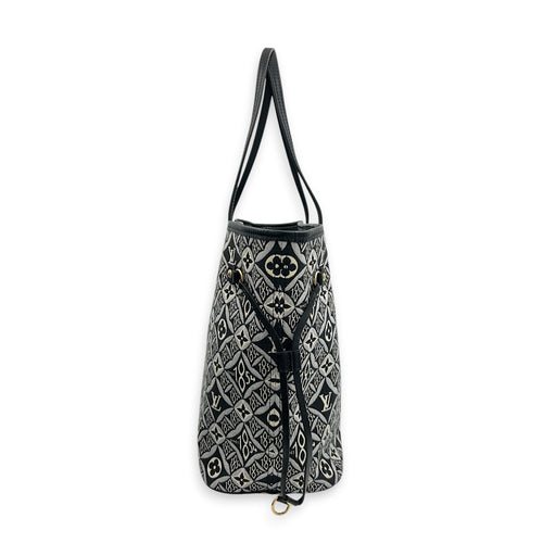 Neverfull MM Black Tote Bag in Jacquard, Gold hardware