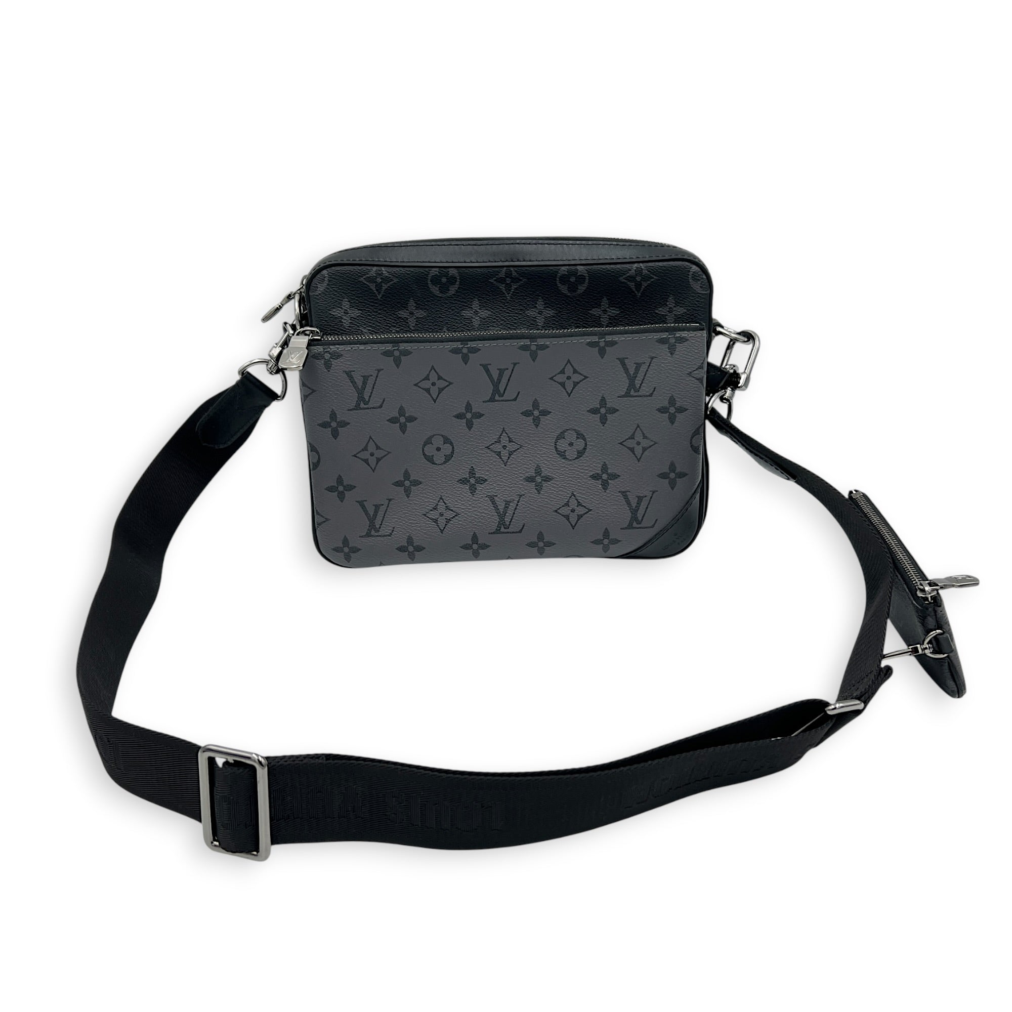 Trio Messenger  Crossbody Bag Black in Coated Canvas, Silver hardware