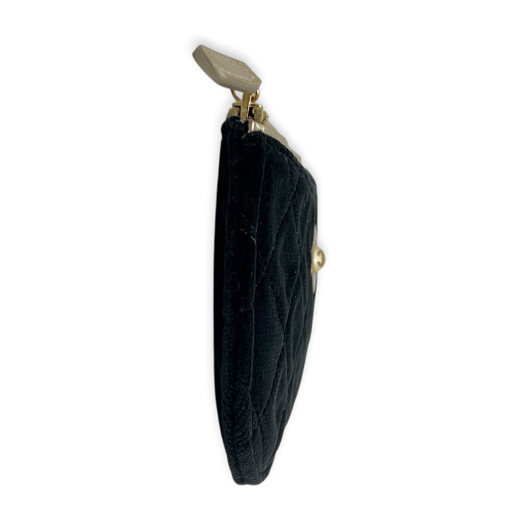 CC Pearl Quilted Ocase Zip Black Pouch in Velvet, Gold hardware