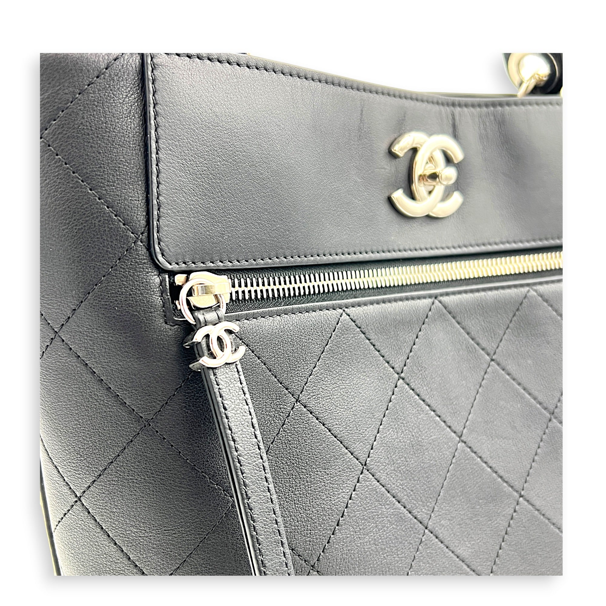 CC Bucket Bag Black in Calfskin, Silver hardware