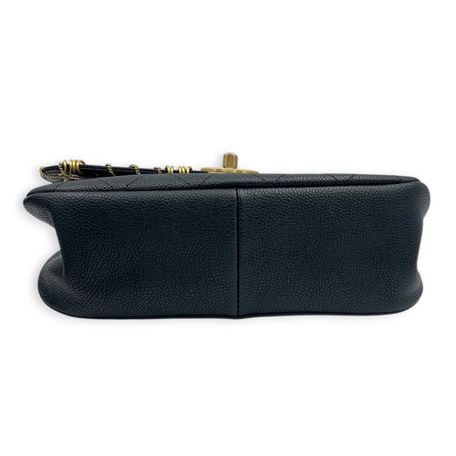 Piercing Chic Flap Top Handle Bag Black in Caviar Leather, Mixed hardware