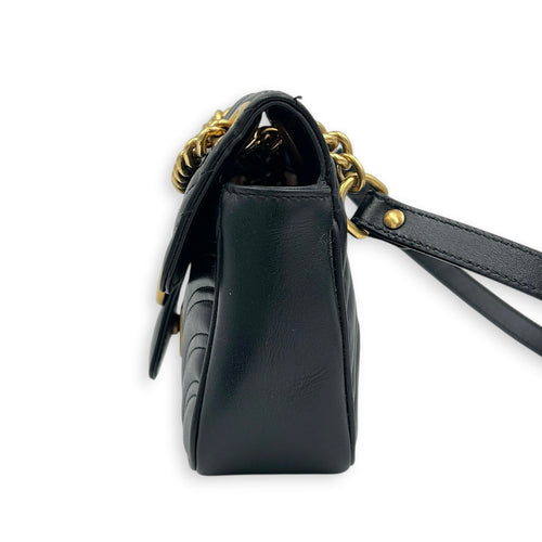 GG Marmont Shoulder Bag Black in Calfskin, Gold hardware