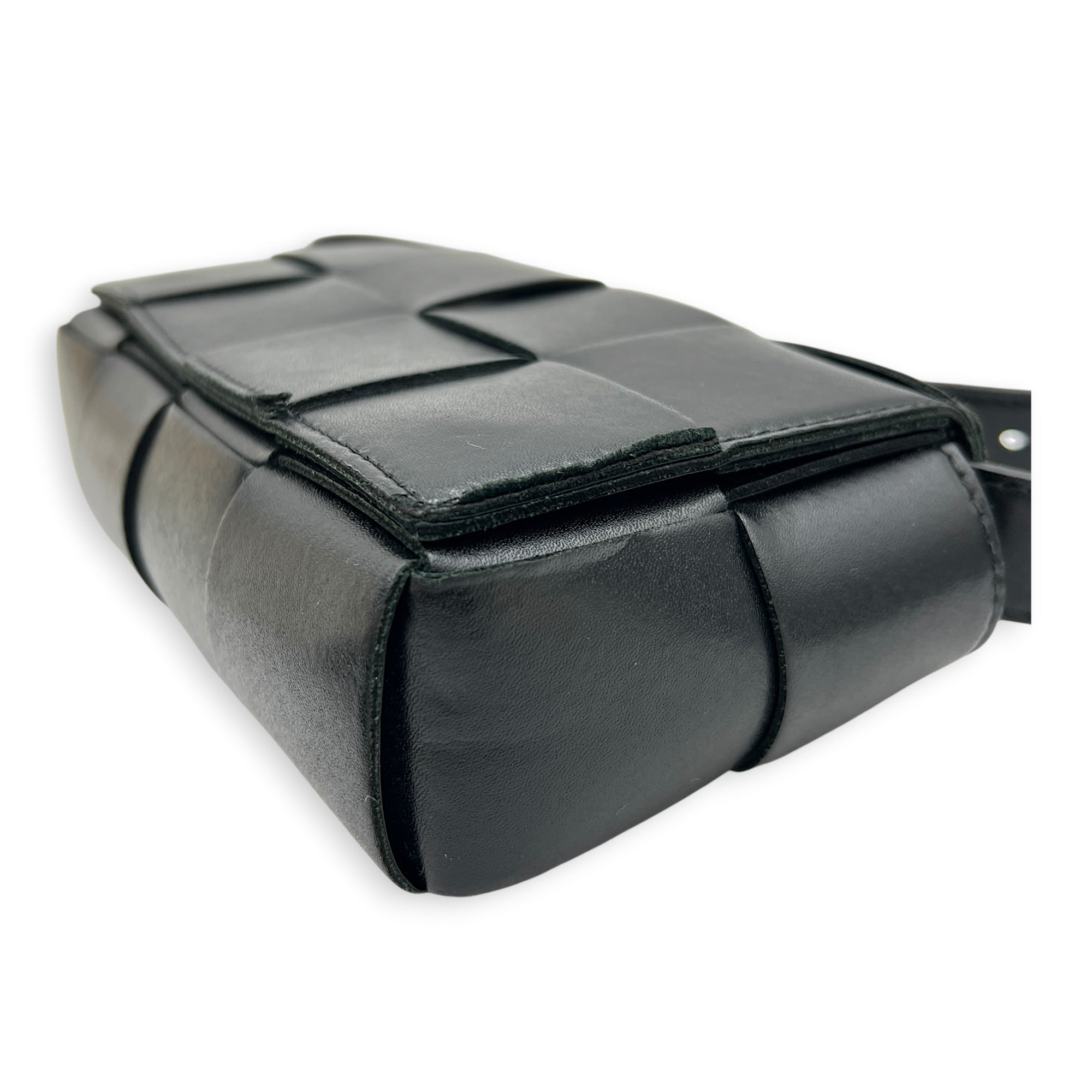 Cassette Belt Bag Black in Calfskin, Silver hardware