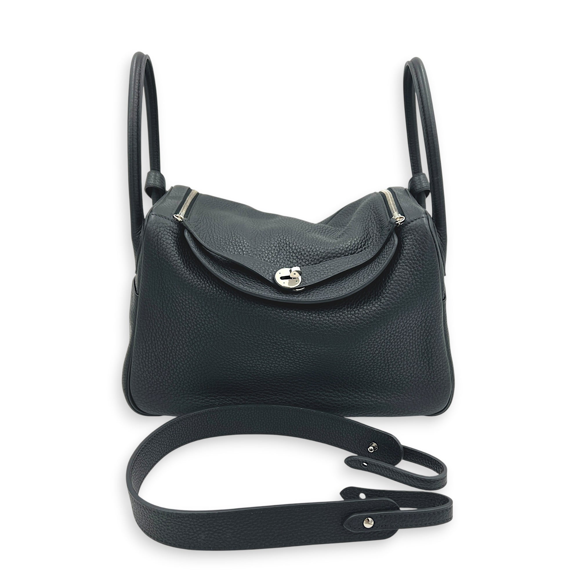 Lindy 34 Black Shoulder Bag in Clemence, Palladium hardware