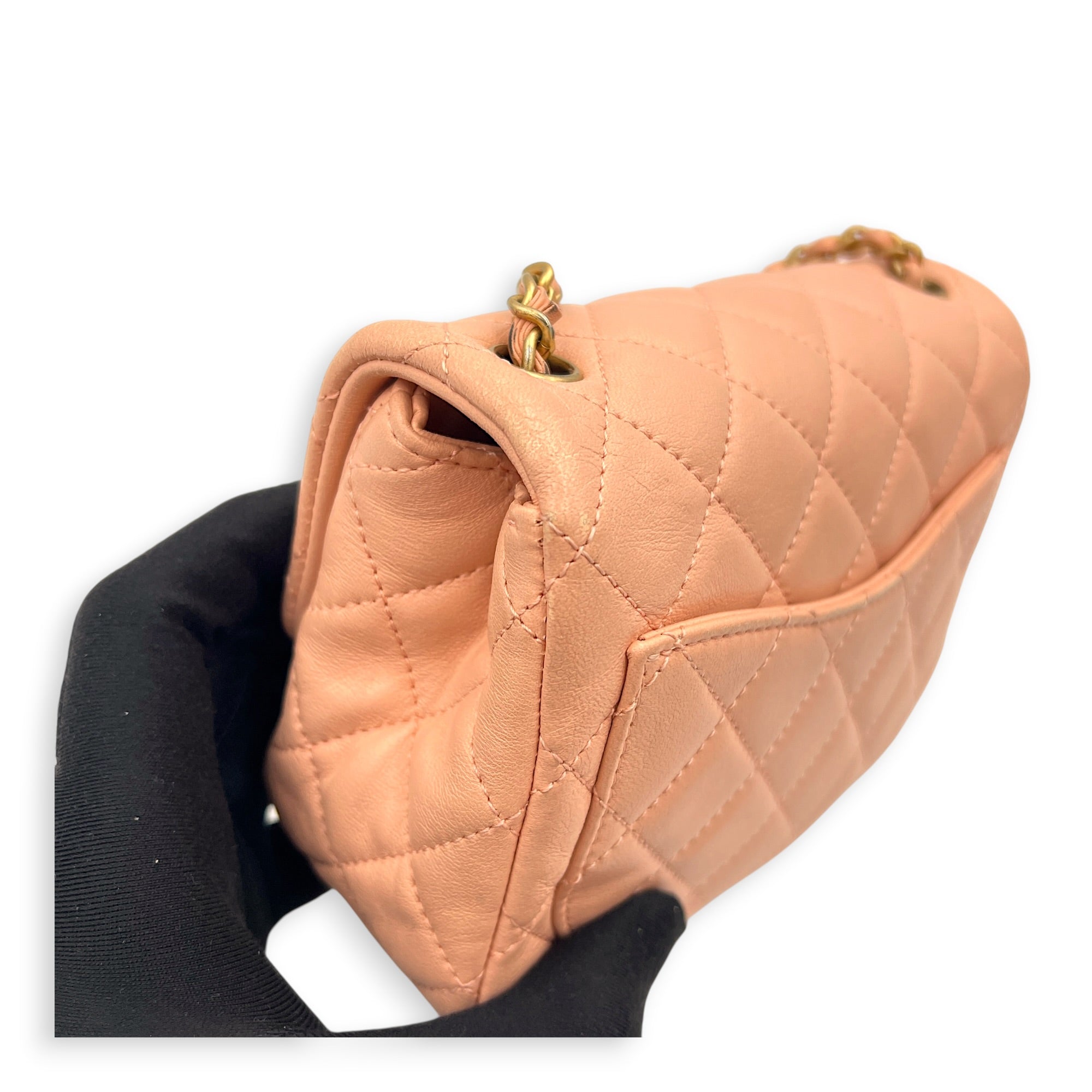 Pearl Crush Square Shoulder Bag Beige in Lambskin, Gold hardware