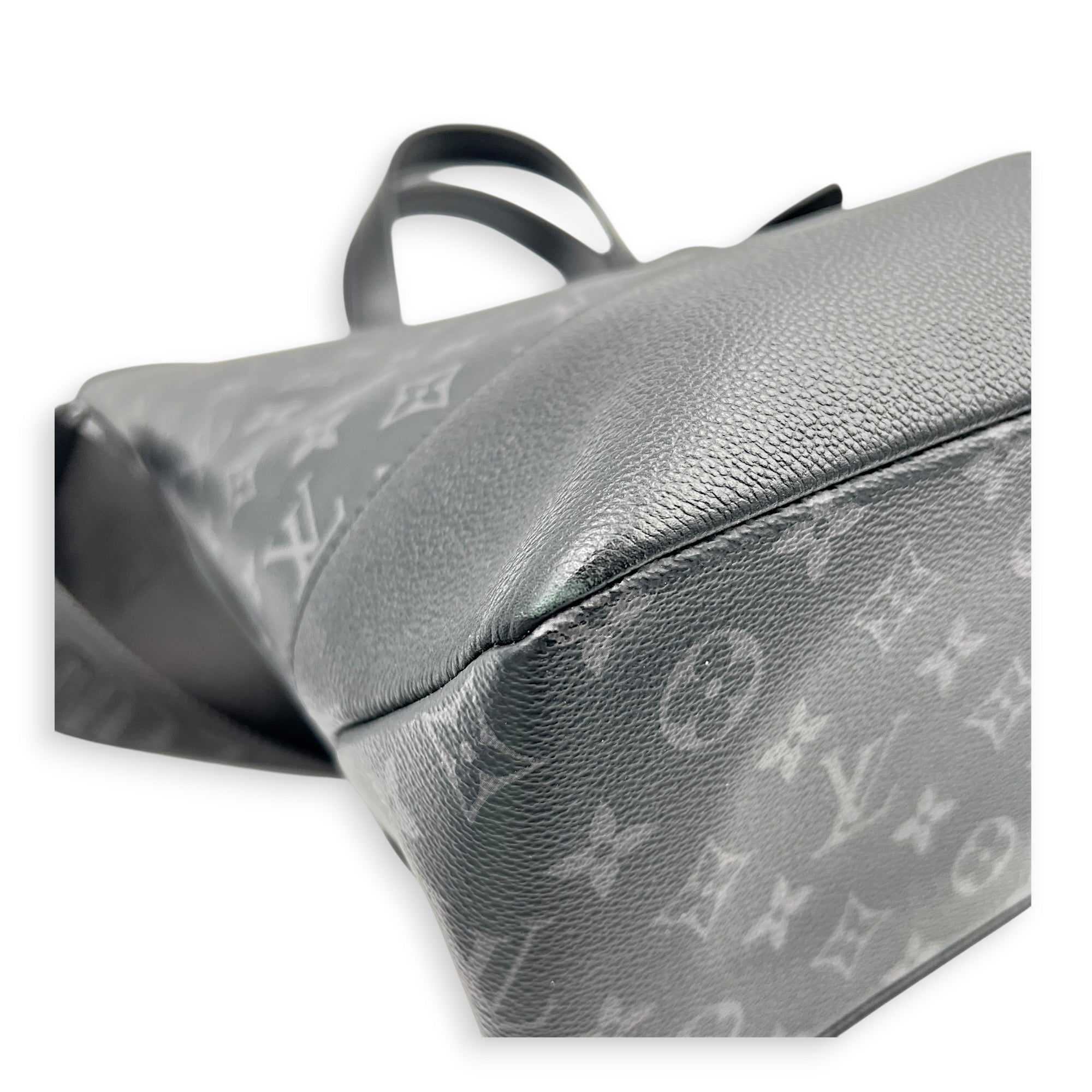 Saumur Tote Bag Monogram Eclipse in Canvas, Black hardware