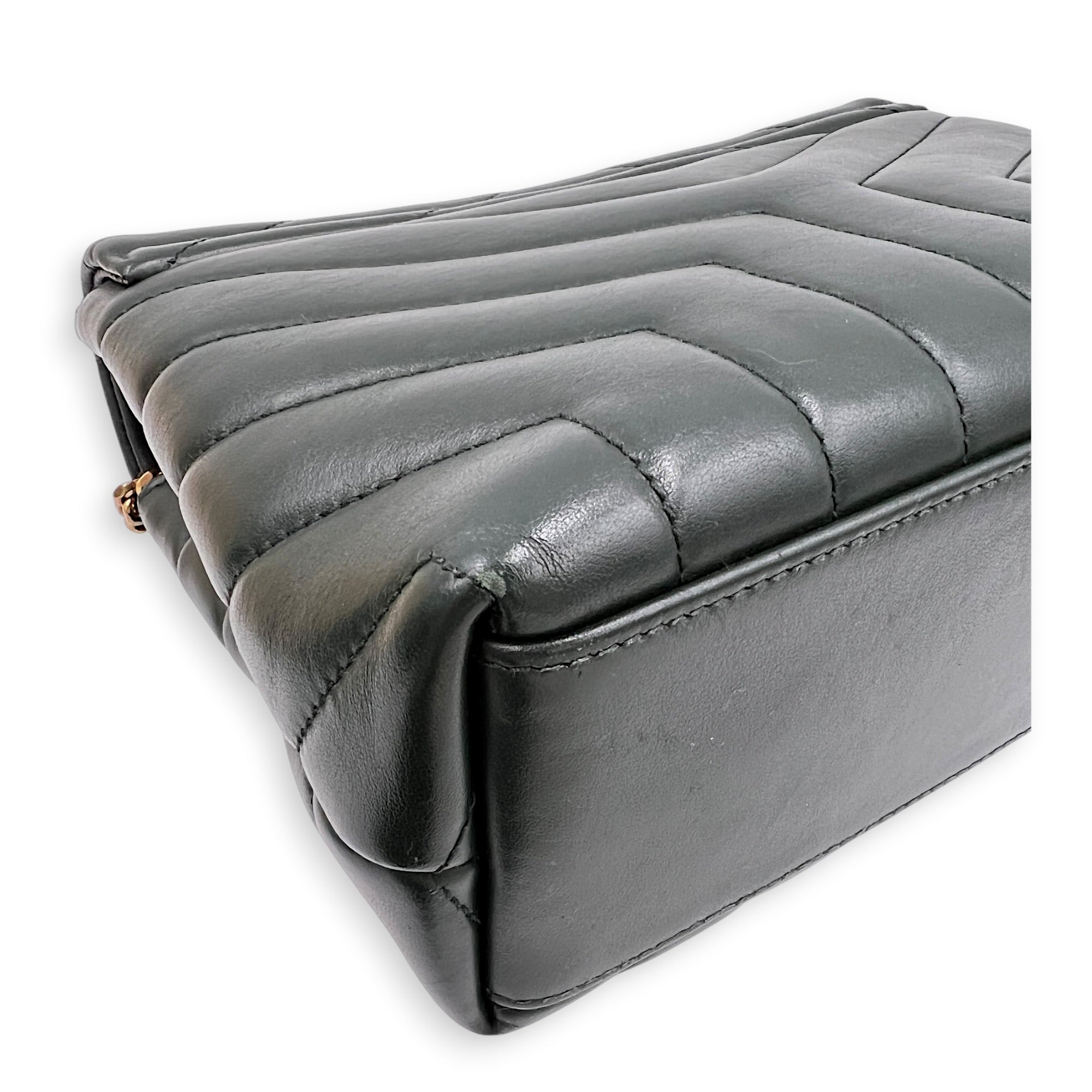 Loulou Shoulder Bag Green in Calfskin, Gold hardware