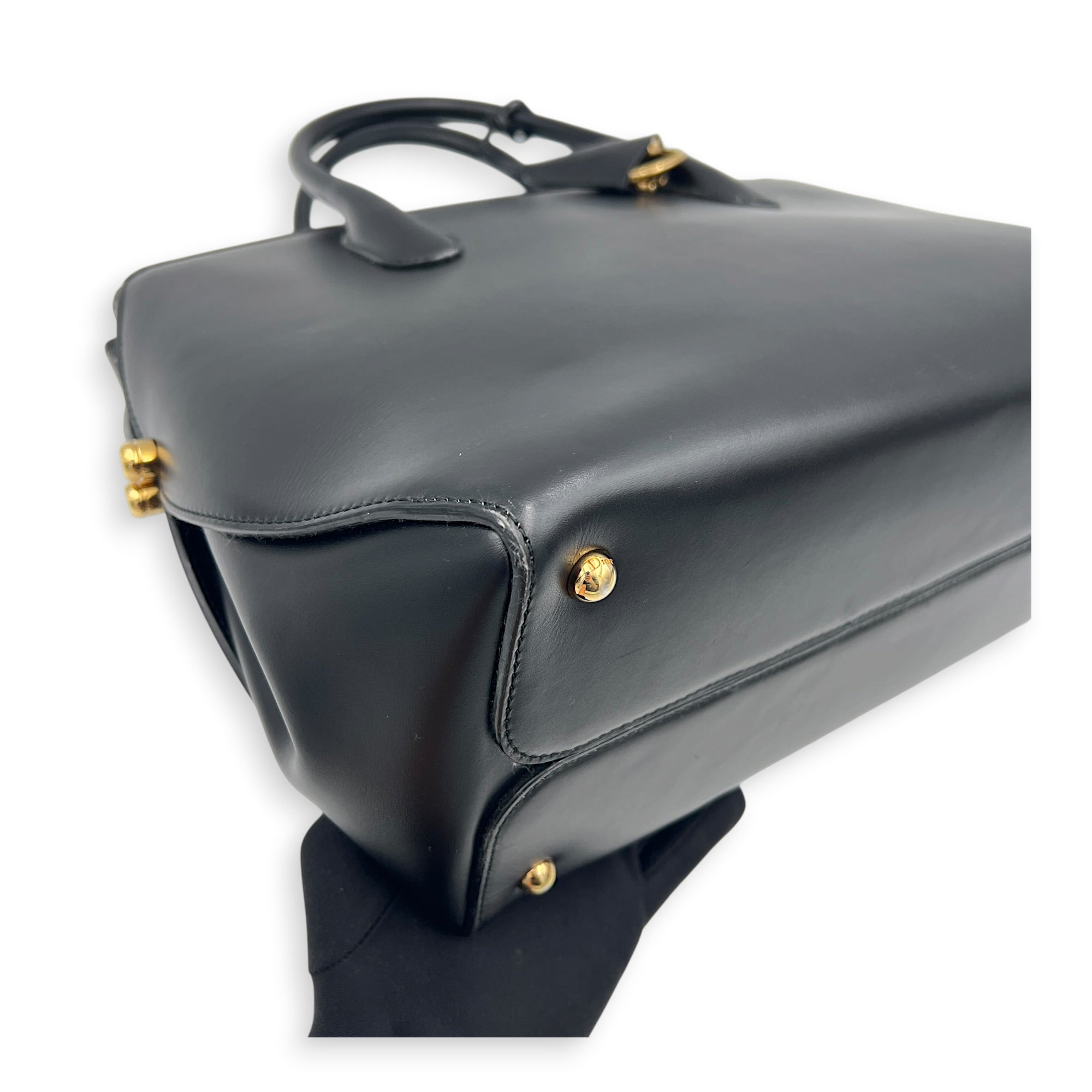 Open Bar Top Handle Bag Black in Calfskin, Gold hardware