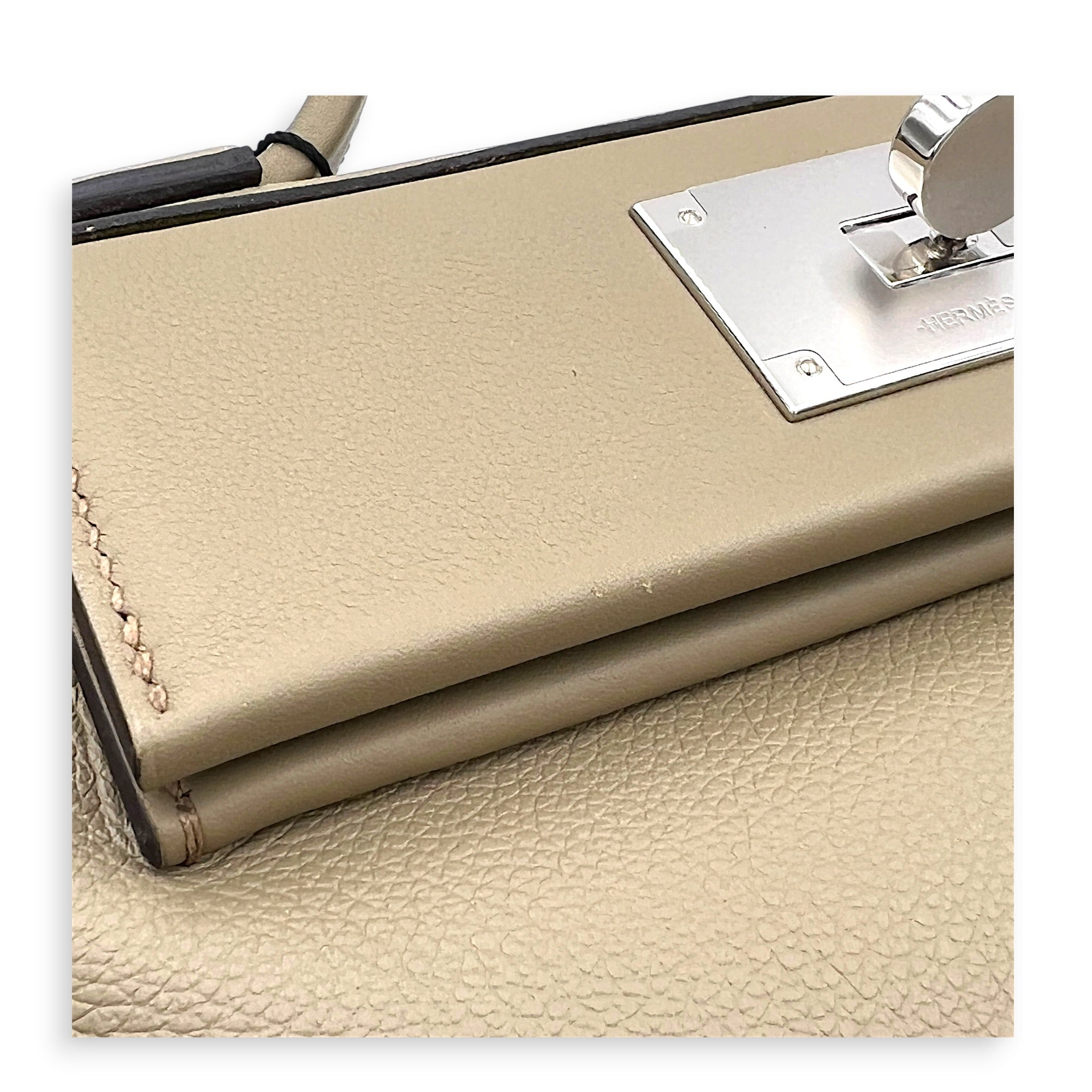 24/24 21 Beige Marfa Top Handle Bag in Evercolor, Palladium hardware