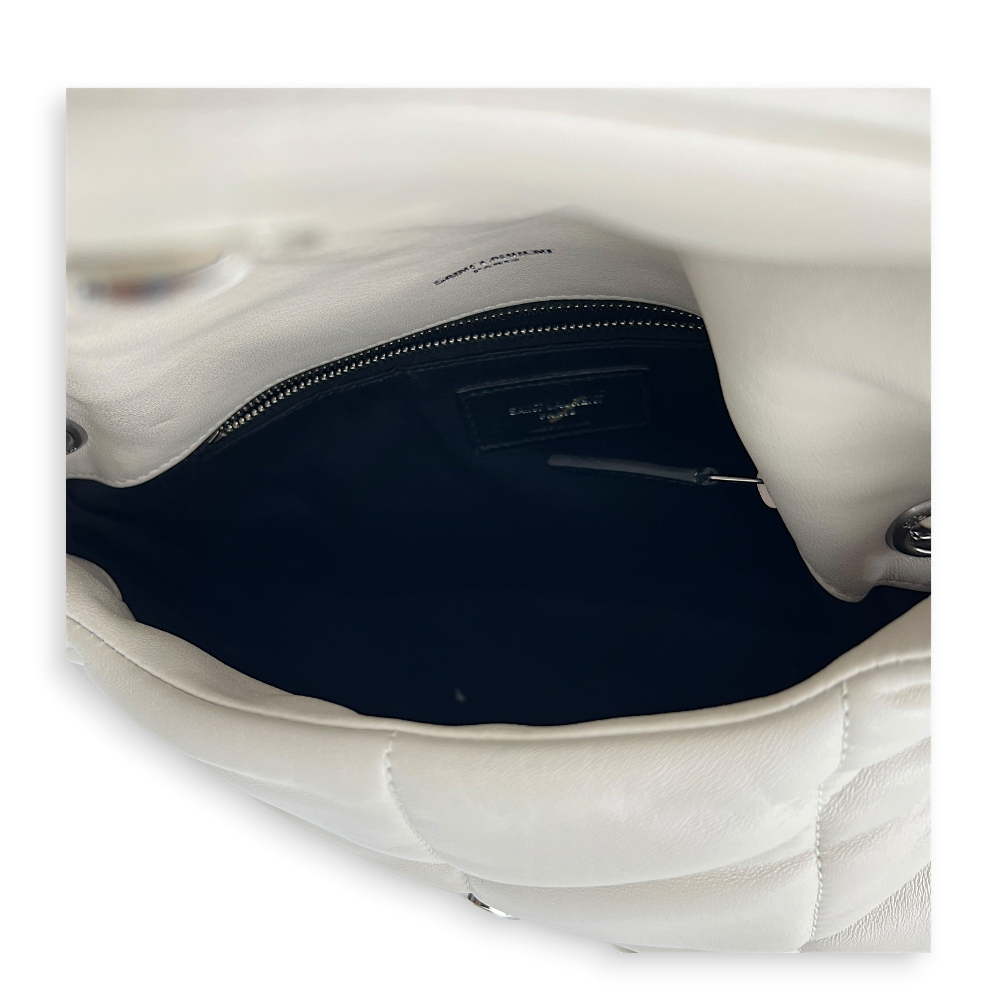 Puffer Shoulder Bag White in Lambskin, Silver hardware