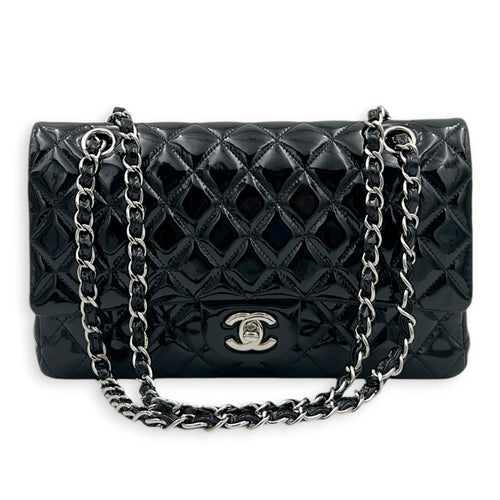Classic Shoulder Bag Medium Black in Patent Leather, Silver hardware
