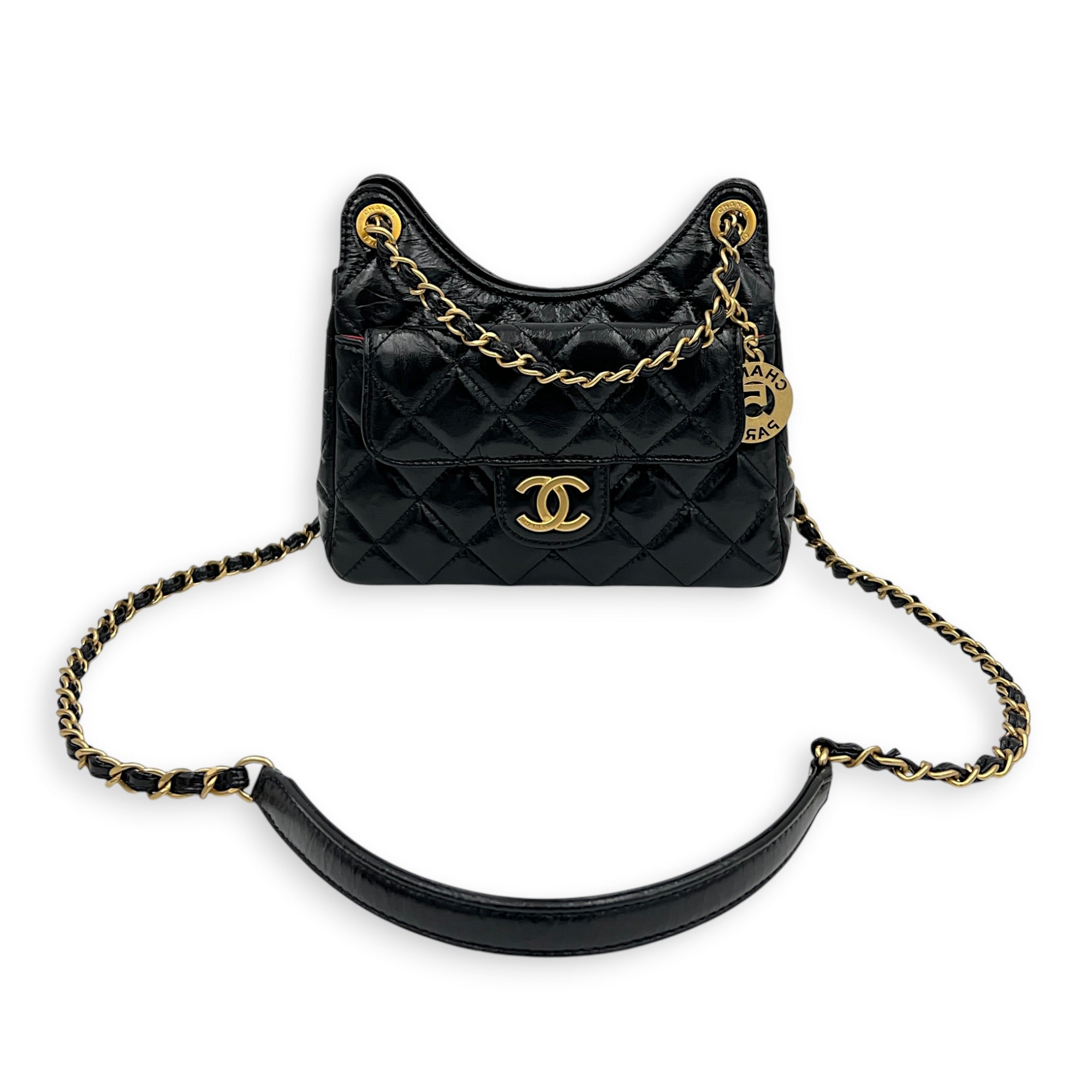 Shiny Crumpled Quilted CC Hobo Bag Small Black in Calfskin, Gold hardware