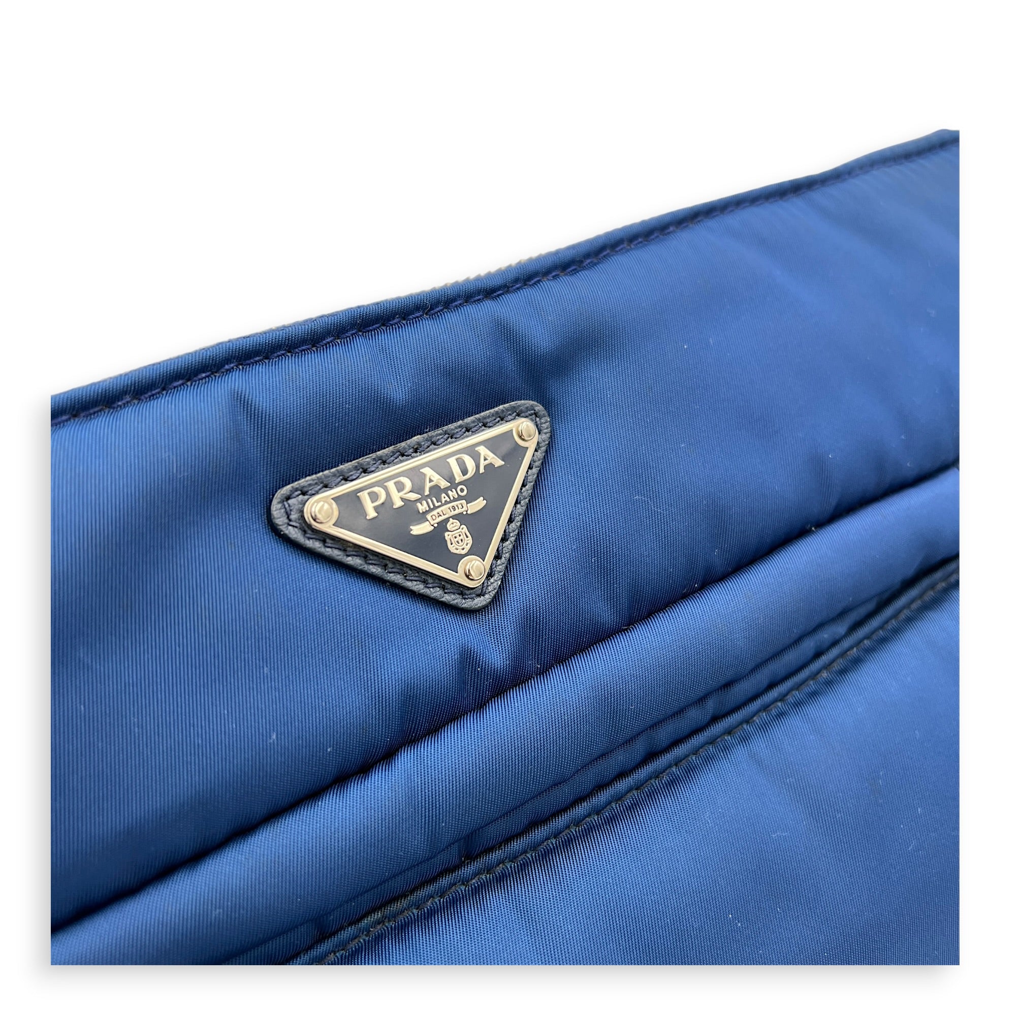 Logo Clutch Blue in Nylon, Silver hardware