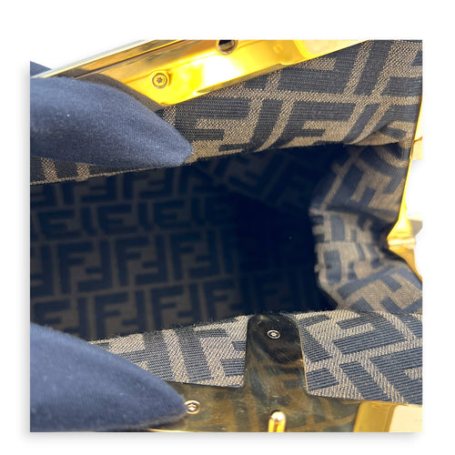 First Medium Nero Shoulder Bag in Nappa Leather, Gold hardware