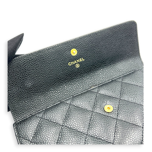 CC Black Wallet in Caviar Leather, Gold hardware
