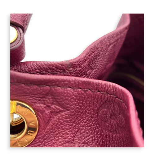 Artsy Shoulder Bag MM Red in Empreinte Leather, Gold hardware