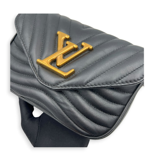 New Wave Shoulder Bag Black in Calfskin, Gold hardware