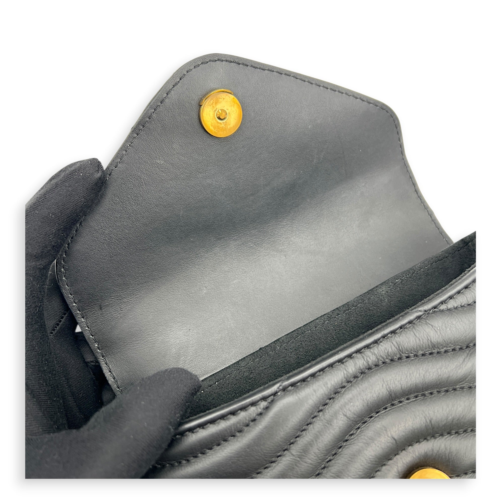 New Wave Shoulder Bag Black in Calfskin, Gold hardware