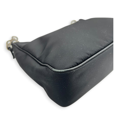 Re-Edition 2005 Crossbody Bag Black in Nylon, Silver hardware