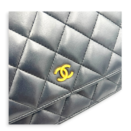 CC Wallet On Chain Black in Lambskin, Gold hardware