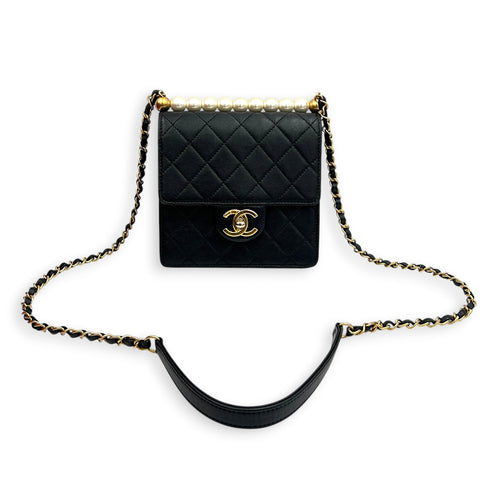 Flap Chic Pearl Shoulder Bag Black in Calfskin, Gold hardware