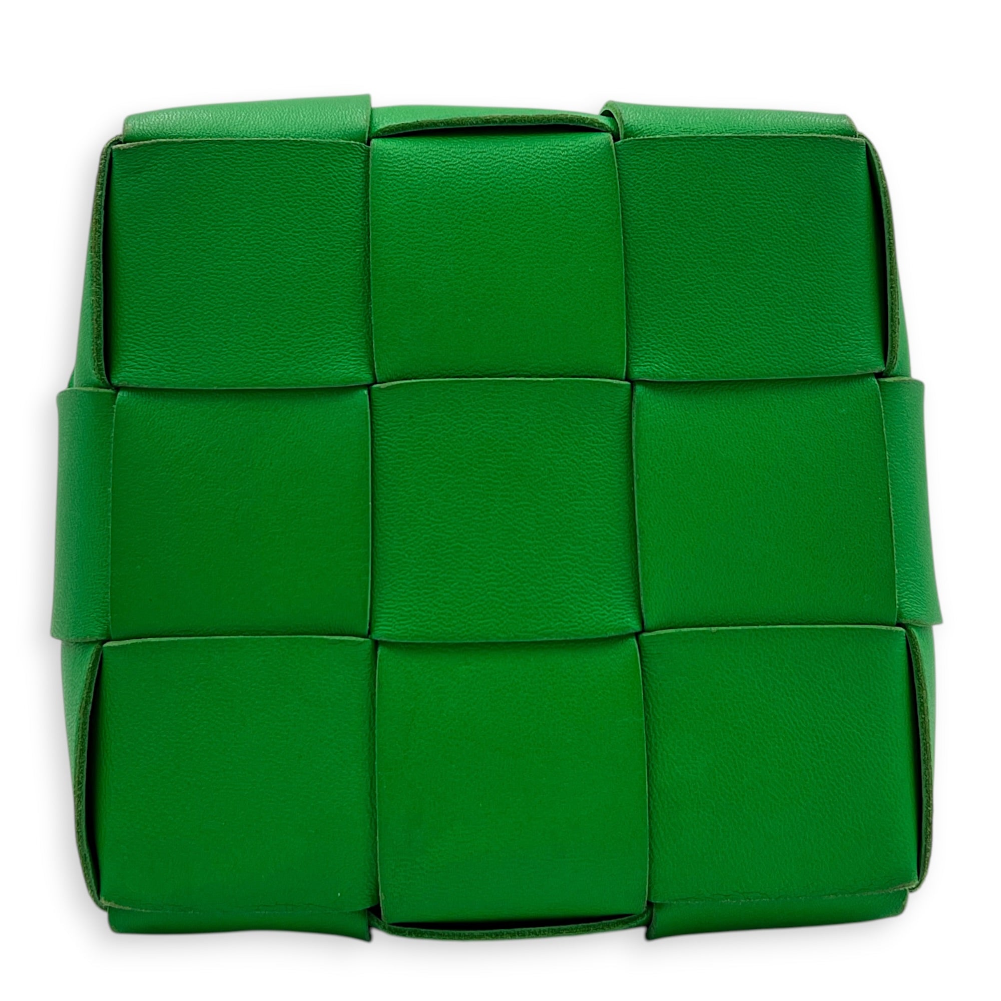 Intrecciato Bucket Bag Green in Calfskin