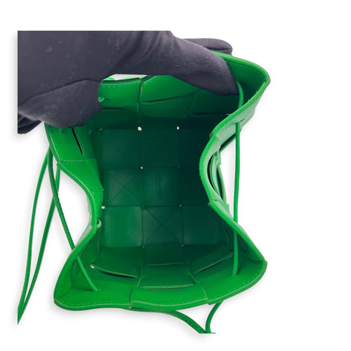 Intrecciato Bucket Bag Green in Calfskin