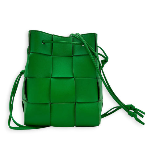 Intrecciato Bucket Bag Green in Calfskin