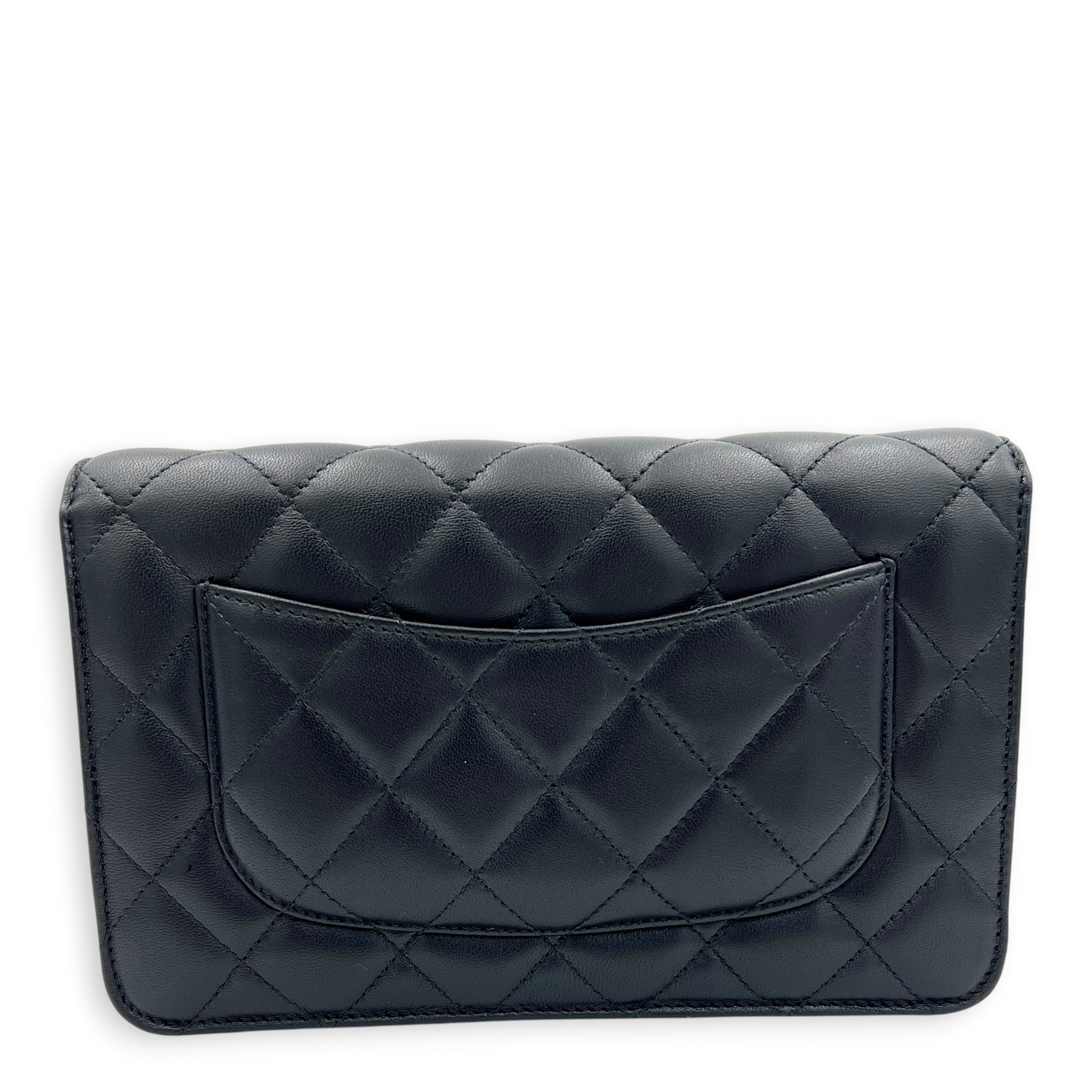 CC Wallet On Chain Black in Lambskin, Gold hardware