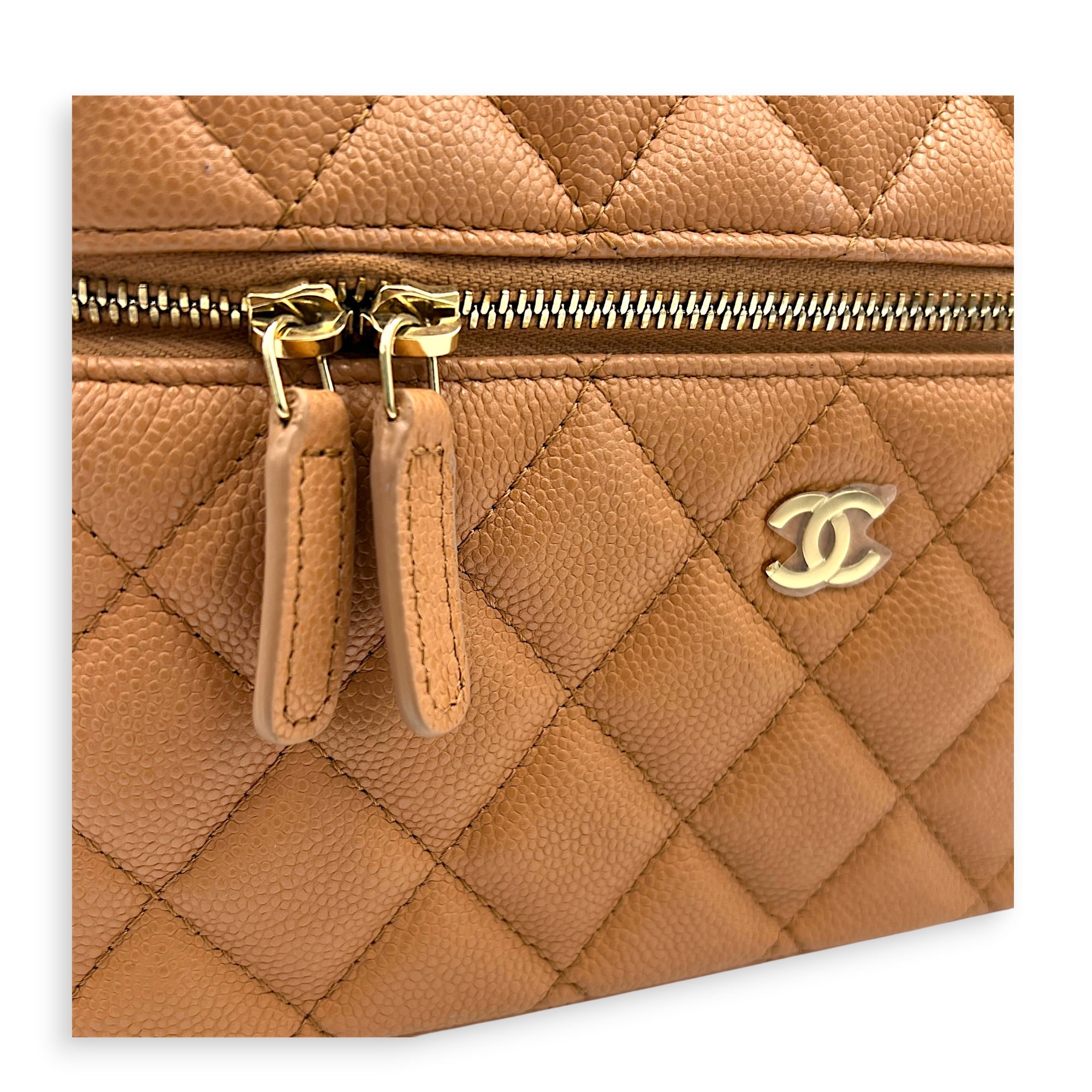 25S Top Handle Vanity Bag Brown in Caviar Leather, Gold hardware