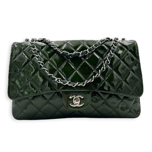 CC Shoulder Bag Green in Patent Leather, Silver hardware
