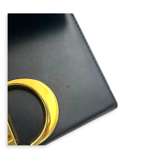 30 Montaigne Box Shoulder Bag Black in Calfskin, Gold hardware