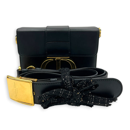 30 Montaigne Box Shoulder Bag Black in Calfskin, Gold hardware