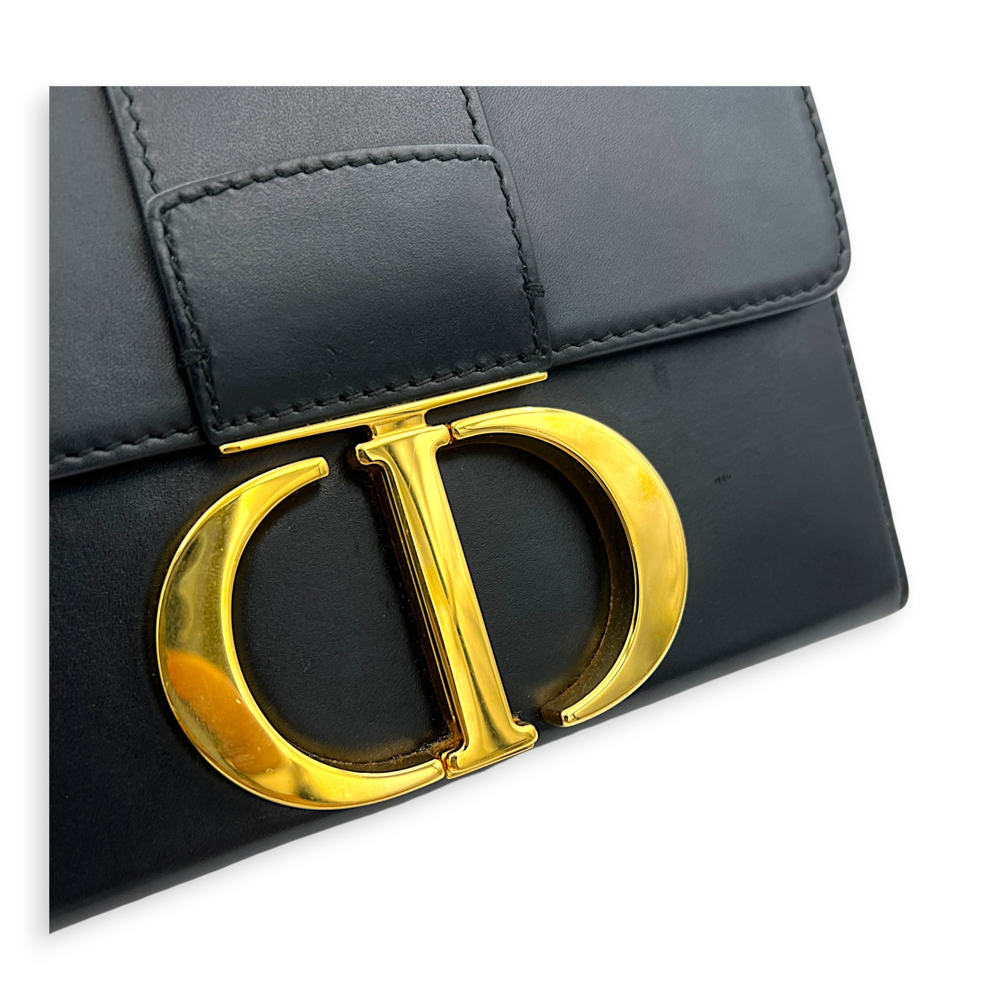 30 Montaigne Box Shoulder Bag Black in Calfskin, Gold hardware