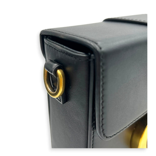30 Montaigne Box Shoulder Bag Black in Calfskin, Gold hardware