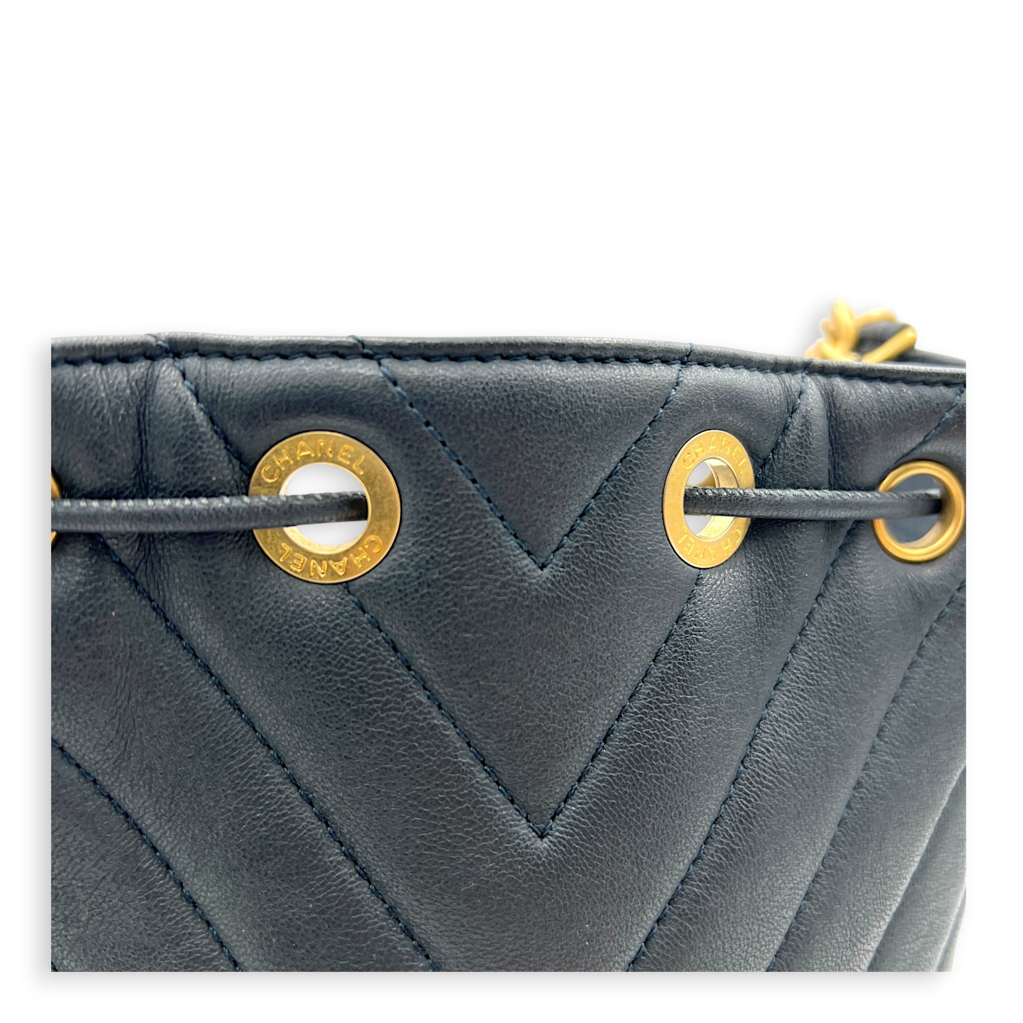 Paris-Cosmopolite Blue Bucket Bag in Calfskin, Gold hardware